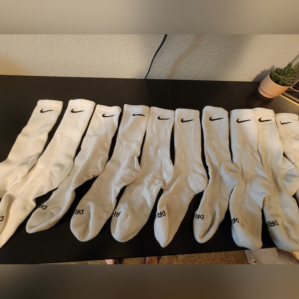 Nike White Crew Athletic Socks